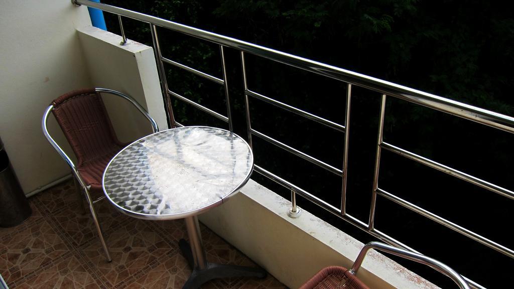 Samal Guesthouse Pattaya Extérieur photo